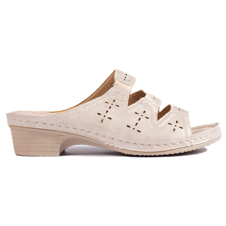 Sabot con zeppa beige traforati