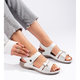Comodi sandali bianchi da donna bianca