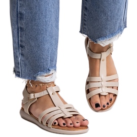 Sandali in ecopelle beige di Grimalda