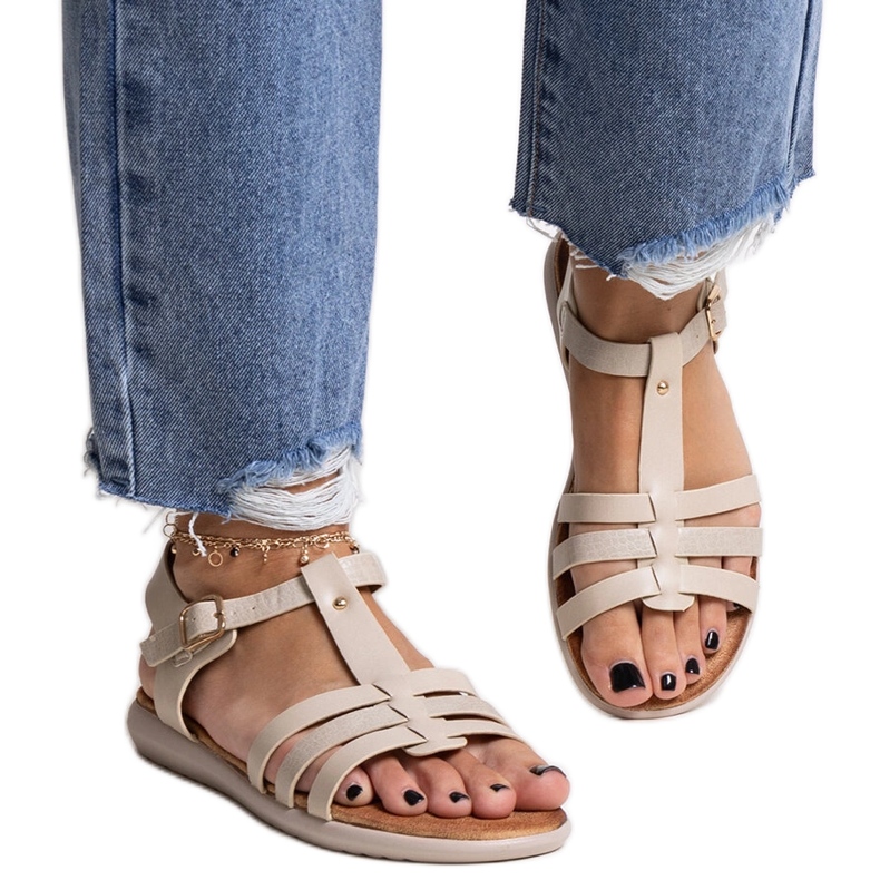 Sandali in ecopelle beige di Grimalda