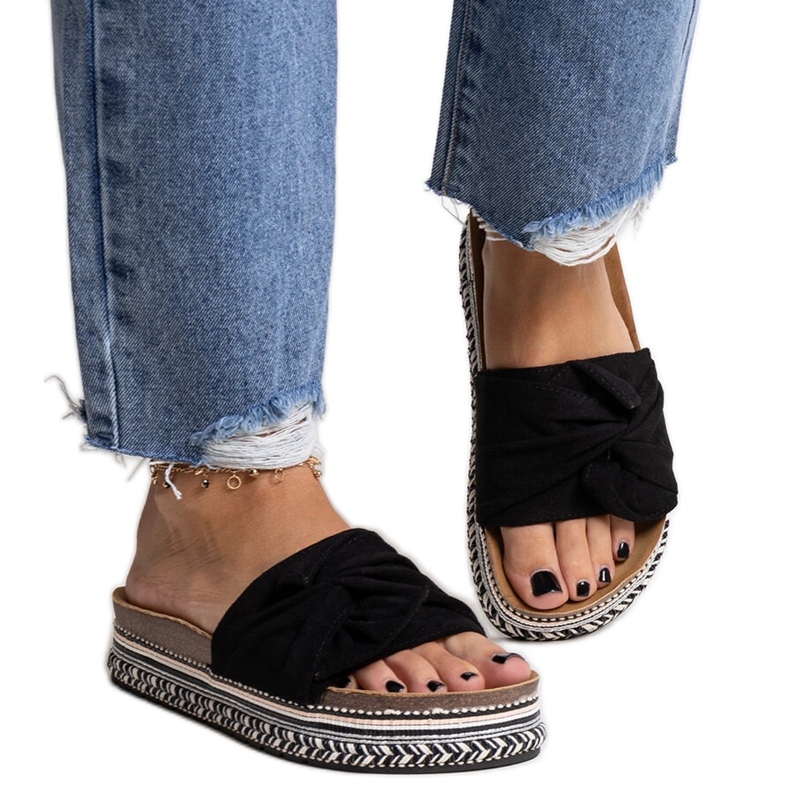 Massicce pantofole nere con suola decorativa Nibalie nero