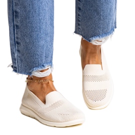 Sneakers beige con suola in schiuma di Rahim