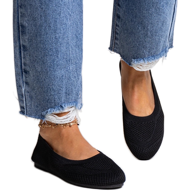 Ballerine in tessuto nero di Yafia