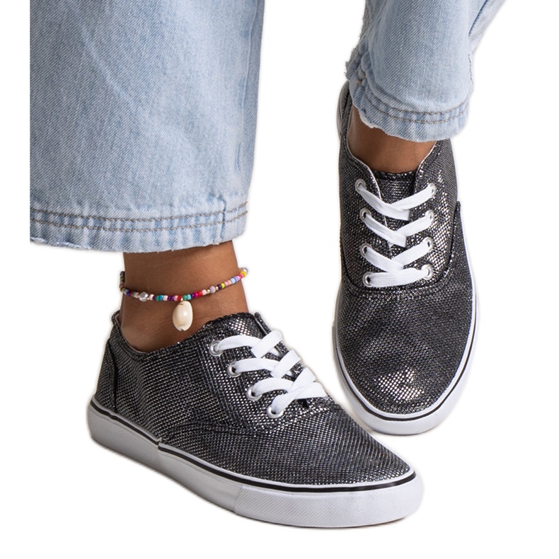 Sneaker Caroline nere lucide nero