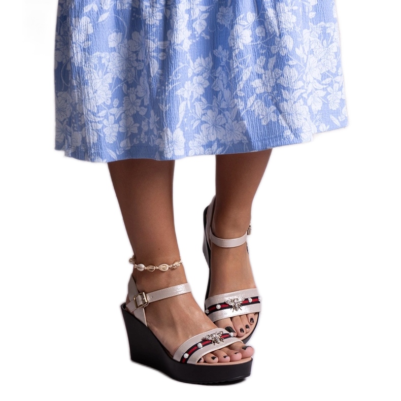 Sandali con zeppa oro Farah d'oro