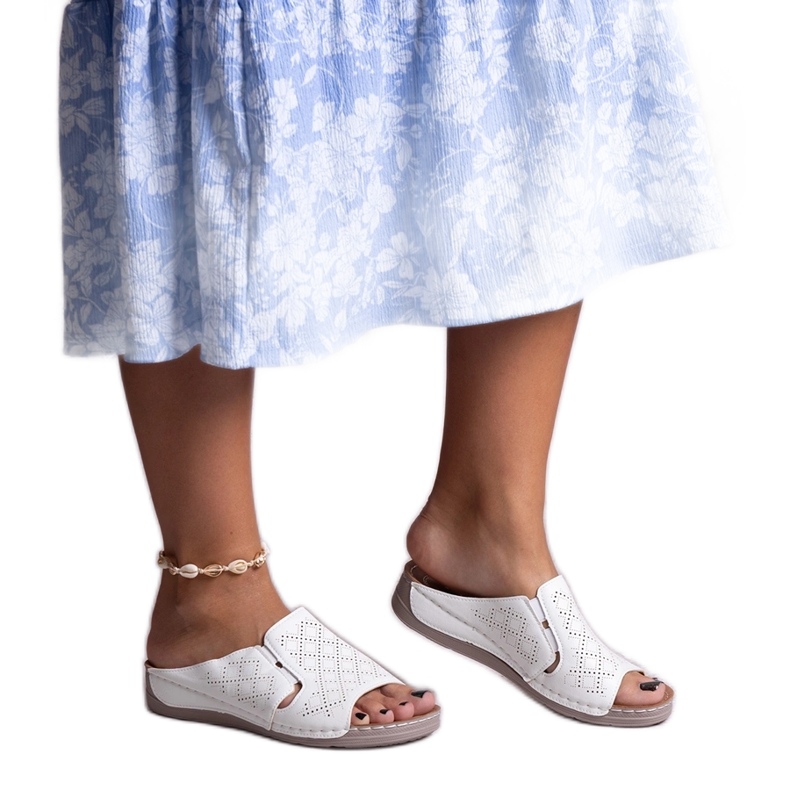 Ciabatte Marouna bianche traforate bianca