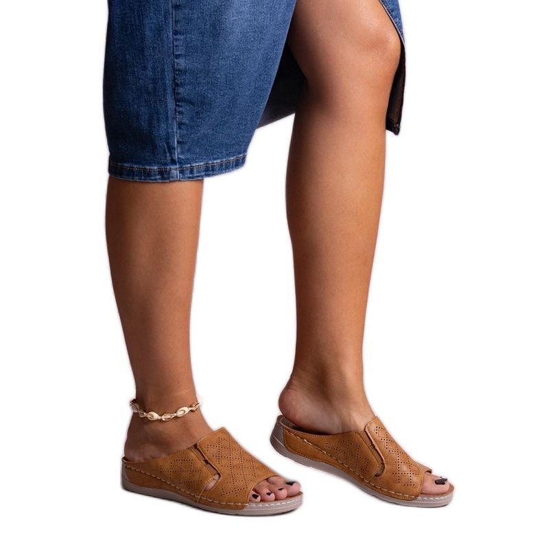 Ciabatte Marouna traforate marroni marrone