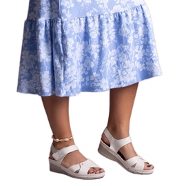 Sandali Kirane con zeppa bassa beige
