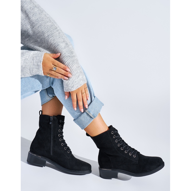 Stivaletti stringati da donna neri con tacco basso nero
