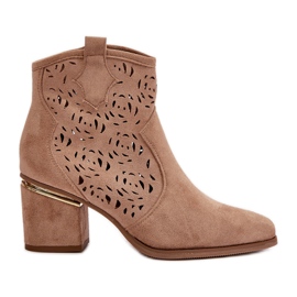 Stivali da cowboy traforati su tacco alto, fissati con cerniera, Vosilara beige