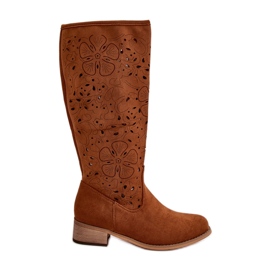 Stivali da donna traforati con tacco basso in ecopelle scamosciata fissati con cerniera Camel Orchidee marrone