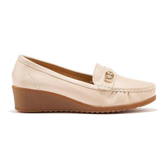 Mocassini da donna beige con fibbia