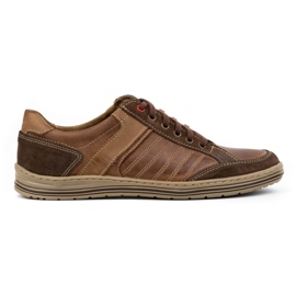 KOMODO Scarpe da uomo realizzate in pelle marrone lucida 236K