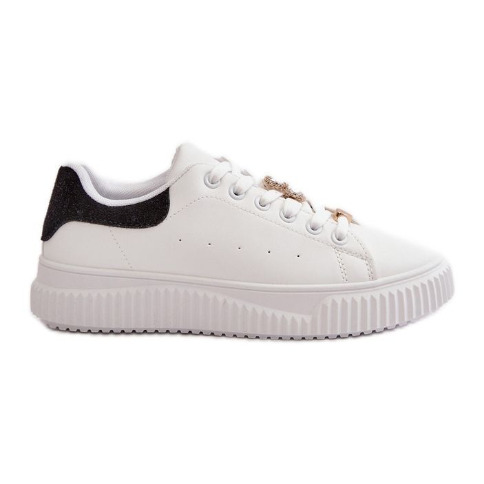 Sneakers basse realizzate in ecopelle con spille, Cillione bianca e nera