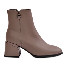 Stivali eleganti da donna isolati in pelle naturale, Beige Vinceza 77106