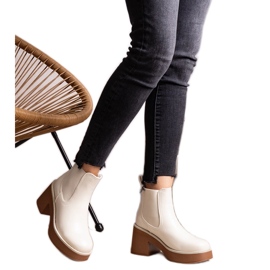 Stivaletti beige di Lidea