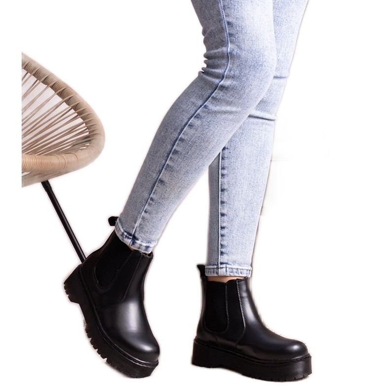 Stivaletti neri con plateau di Lessay nero
