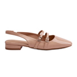 Ballerine di vernice con listini sul tacco basso, Beige Bialettia