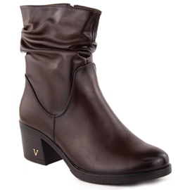 Stivali marroni da donna con tacco Vinceza 10547 marrone