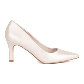 Décolleté a stiletto con perle classiche ed eleganti beige