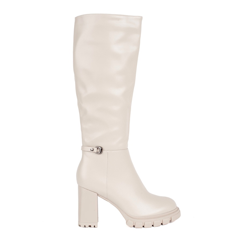 Classici stivali beige con tacco alto