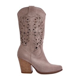 Stivali a metà polpaccio traforati su tacco alto in pelle scamosciata Lewski 3609 Cappuccino beige