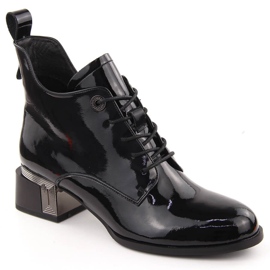 Stivaletti da donna con tacco alto in vernice nera D&amp;A S.Barski Collezione Premium CR42-025 nero