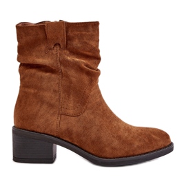 Stivali da donna isolati Camel Zinanya con tacco basso superiore increspato marrone