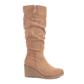 Stivali con zeppa da donna in camoscio beige