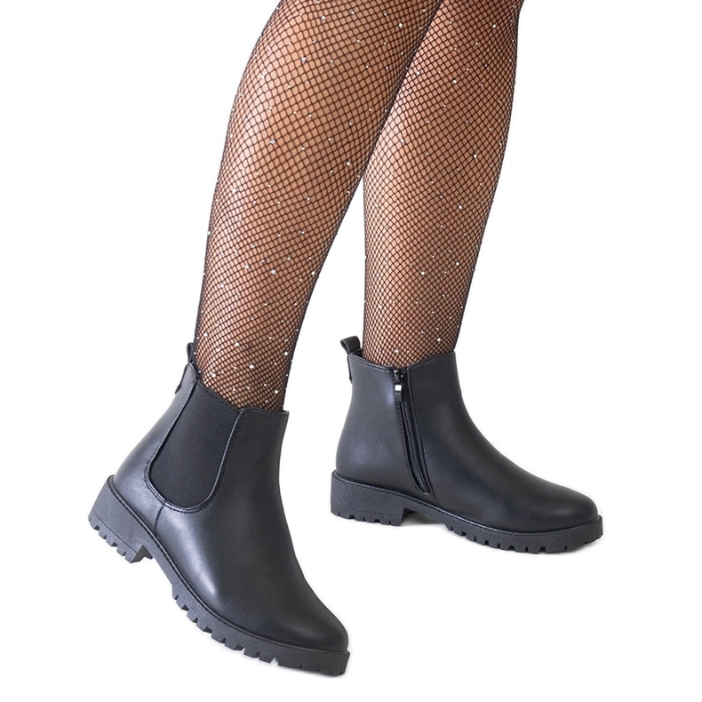Stivaletti casual classici neri realizzati in ecopelle Salara nero