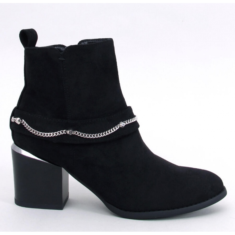 Stivaletti con tacco in camoscio nero