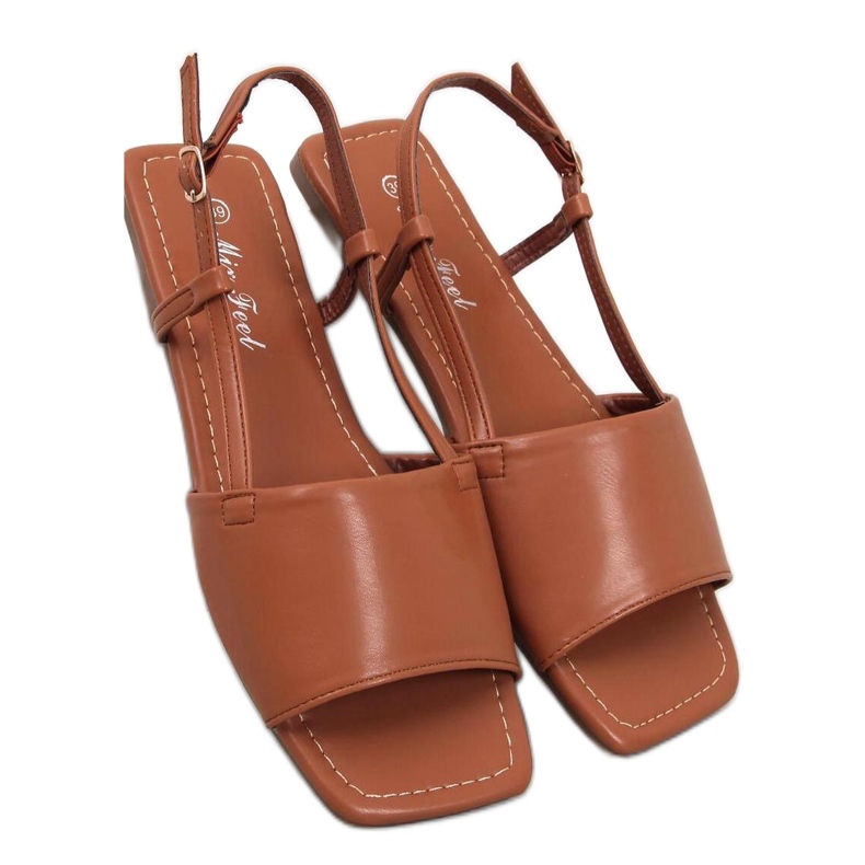 Sandali da donna color cammello marrone