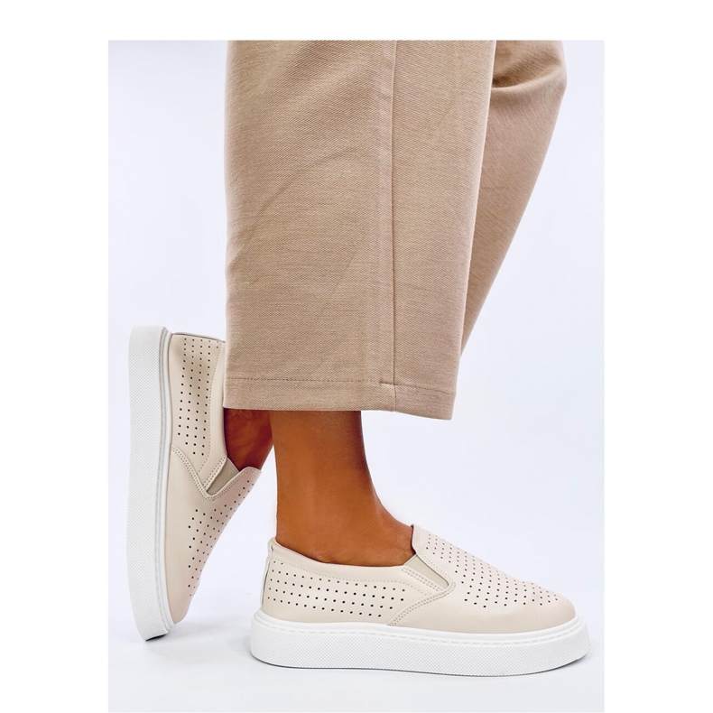 Sneaker slip-on traforate beige