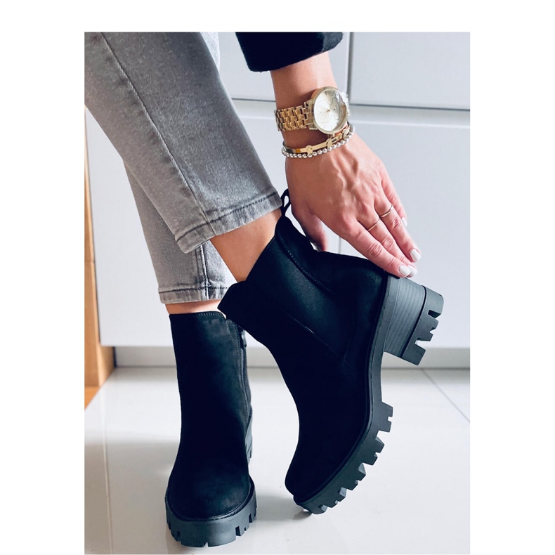 Stivaletti Chelsea neri con tacco nero
