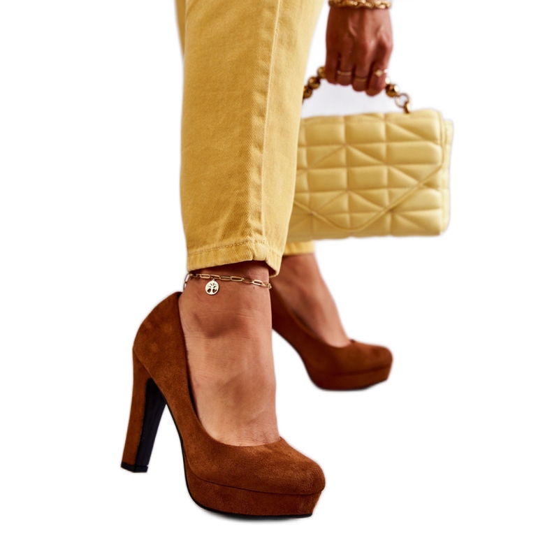 Step in style Décolleté Modello Soro M115 Camel Scamosciato - Entra con stile marrone