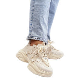 Scarpe sportive beige con suola massiccia