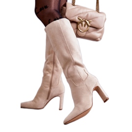Stivali beige da donna al ginocchio