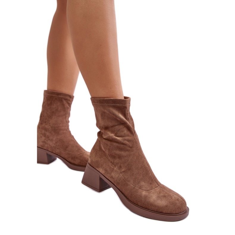 Step in style Stivali Modello Aphroteia 23BT35-6449 Camoscio Marrone - Entra con stile