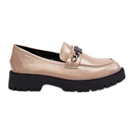Mocassini slip-on in vernice beige