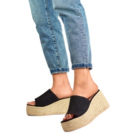 Infradito con zeppa alta 7237B nero