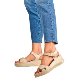 Sandali con zeppa da donna YQ-125GO, beige