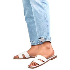 Sandalo Infradito Modello MTBL06W Bianco