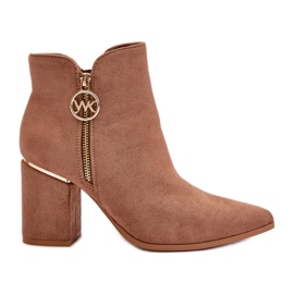 Stivali da donna con tacco alto e punta a punta Raisha in ecopelle scamosciata marrone caldo beige
