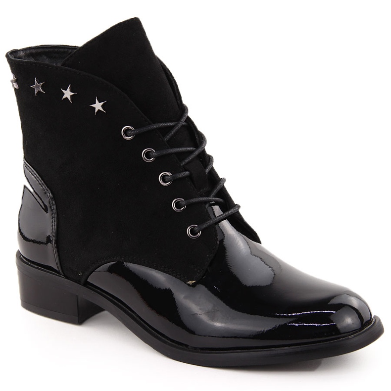 Stivaletti da donna in vernice con rivetti, colore nero Sabatina DM24-25P