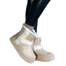 Stivali da neve con plateau in eco-camoscio beige decorati con pelliccia di Peters