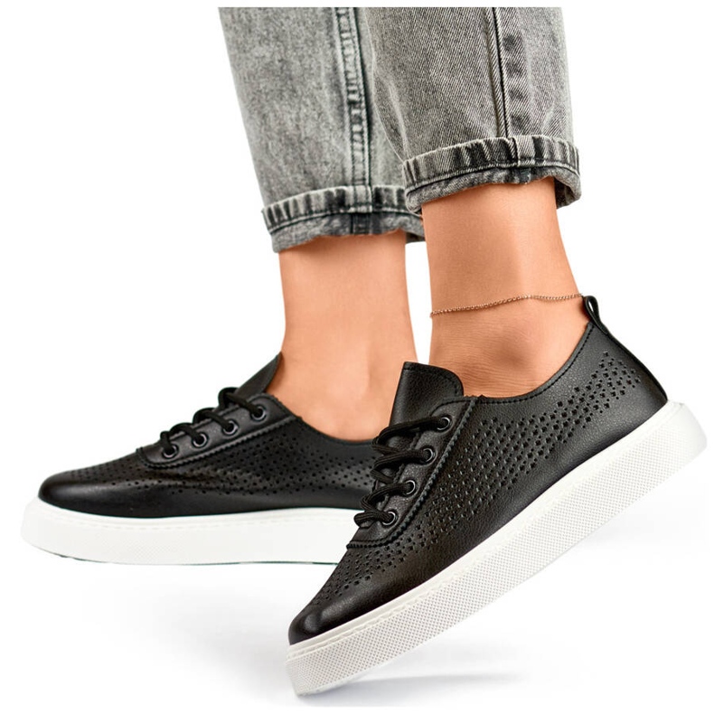 Scarpe da donna con plateau, sneakers traforate, nero 777-1B
