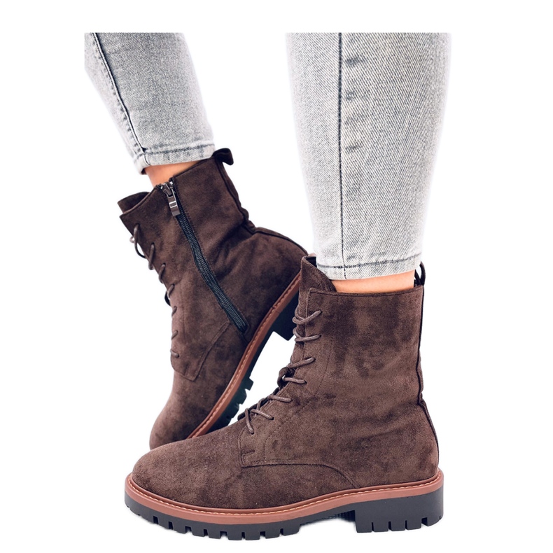 Stivaletti stringati in pelle scamosciata marrone