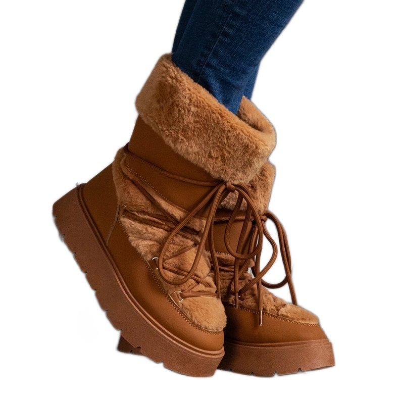 Doposci da donna marroni, isolanti, slip-on, decorati con pelliccia marrone