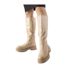 Stivali classici piatti beige di Christien - Solea