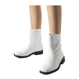 Stivaletti bianchi isolanti con punta quadrata di Bel - Solea bianco